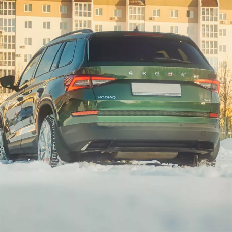 Имитация насадок глушителя SPACE GRAY (серый глянец) для Skoda Kodiaq (2016-н.в.) купить недорого с доставкой в Клин