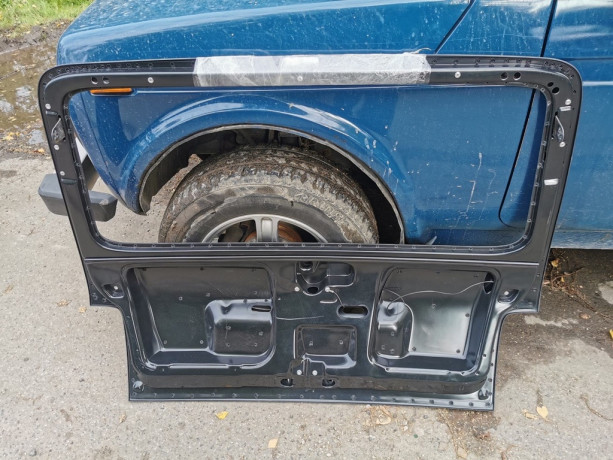 Дверь задняя пластиковая для B@3 21213, 21214 "L@DA 4x4" купить недорого с доставкой в Клин