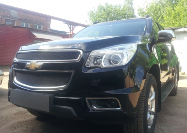 Защита радиатора "Standart" Chevrolet Trailblazer (2012-2015) чёрная купить недорого с доставкой в Клин