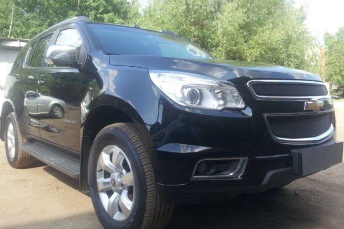 Защита радиатора "Standart" Chevrolet Trailblazer (2012-2015) чёрная купить недорого с доставкой в Клин