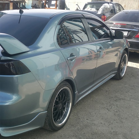 Накладки на пороги "Zodiak" для Mitsubishi Lancer X (2007-2016) купить недорого с доставкой в Клин