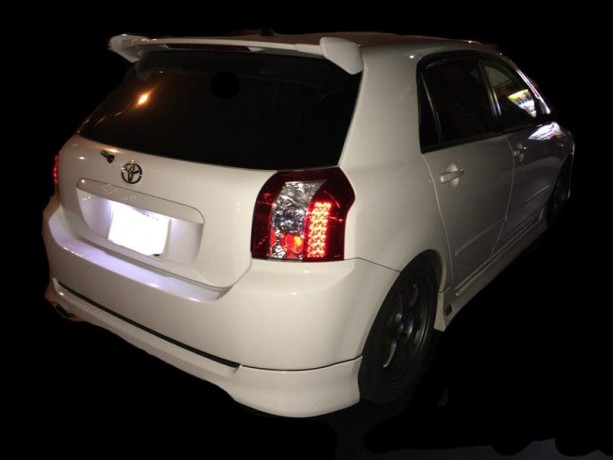 Накладки-уши на спойлер "C-One" Toyota Corolla Runx / Allex купить недорого с доставкой в Клин