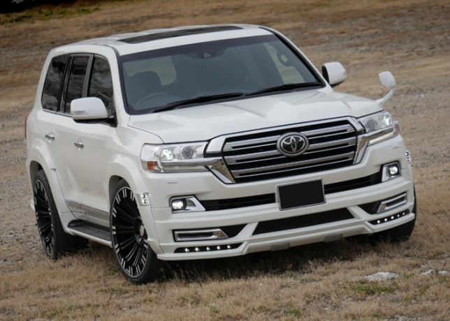 Расширители колесных арок "Wald" Toyota Land Cruiser 200 (Рестайлинг) купить недорого с доставкой в Клин