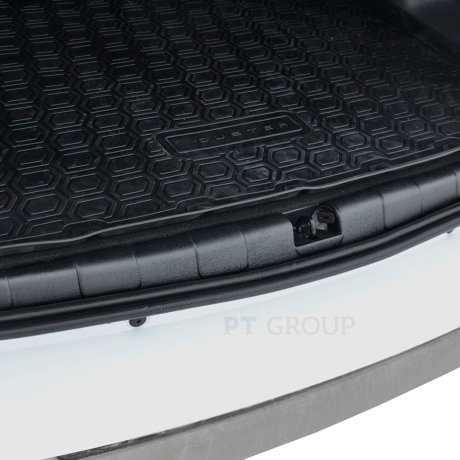 Накладка в проем багажника (ABS) RENAULT Duster 2012-2020/ NISSAN Terrano 2014- купить недорого с доставкой в Клин