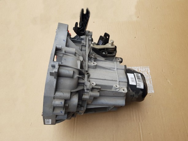 Механическая коробка переключения передач (МКПП 5-ст.) Renault JR5-514, двигатель К4М  1.6 16V, новая, оригинал 320106193R 8200934990 купить недорого с доставкой в Клин