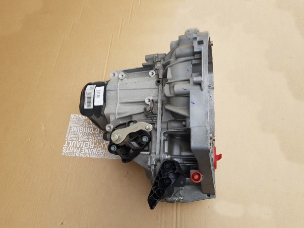 Механическая коробка переключения передач (МКПП 5-ст.) Renault JR5-514, двигатель К4М  1.6 16V, новая, оригинал 320106193R 8200934990 купить недорого с доставкой в Клин