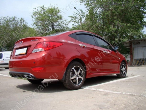Диффузор заднего бампера var №2 (текстурный пластик) для Hyundai Solaris (2010-2013) купить недорого с доставкой в Клин