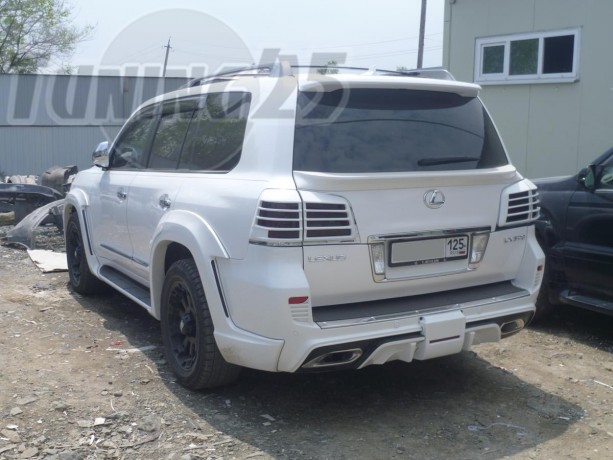 Спойлер средний (под стекло) для Lexus LX 570 (J200, 2013-2016) купить недорого с доставкой в Клин